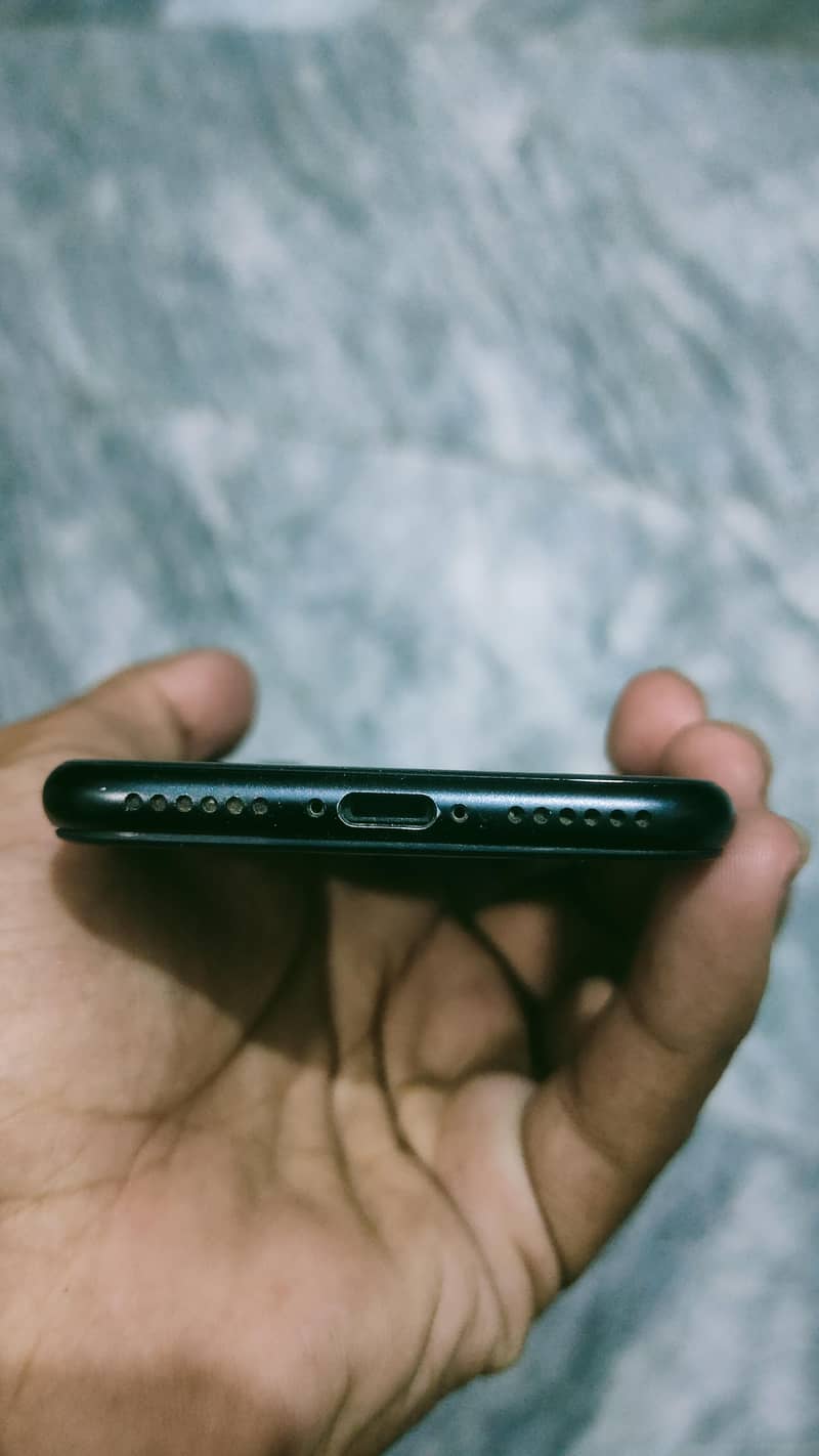 Apple iPhone SE bypass 4