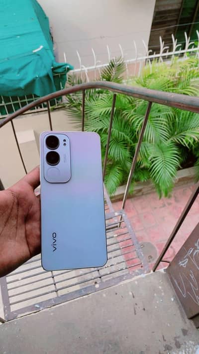 Vivo Y19s