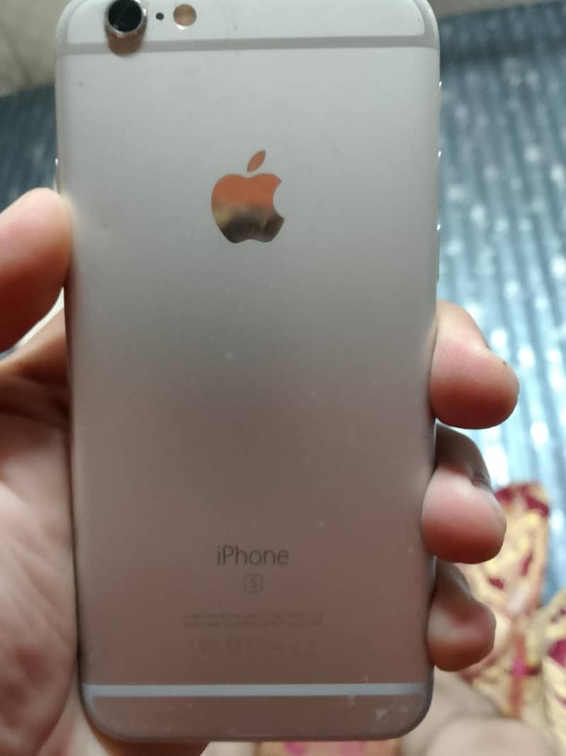Apple iPhone 6S 3