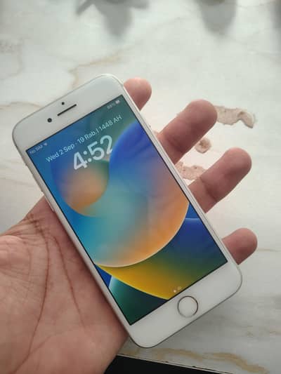 Apple iPhone 8