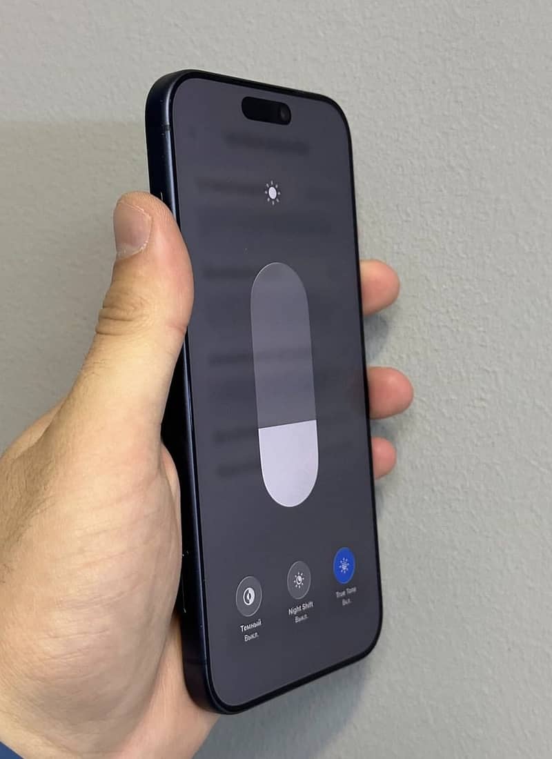 iPhone 17 Pro Max JV 1