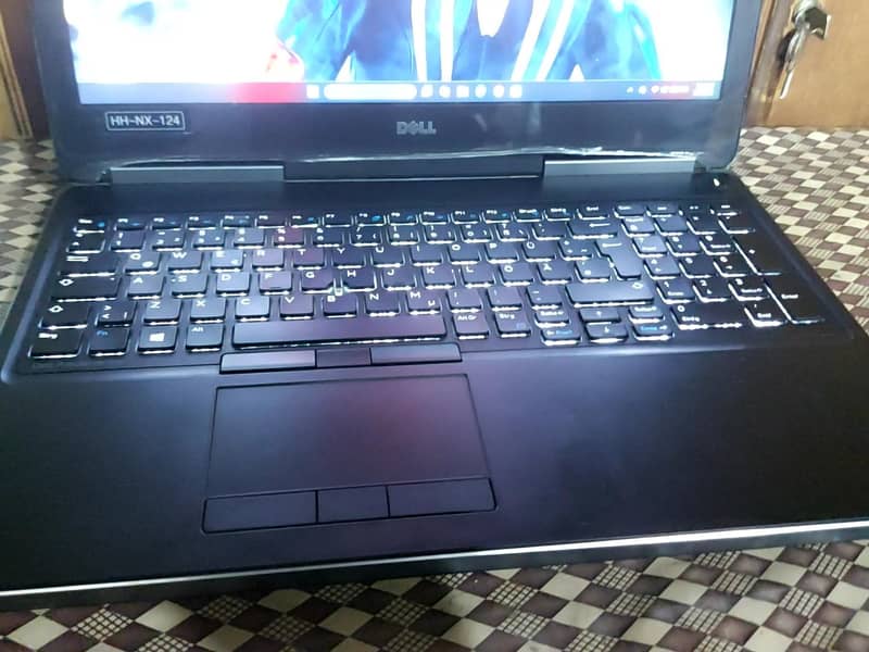 Dell Precision 7510 2