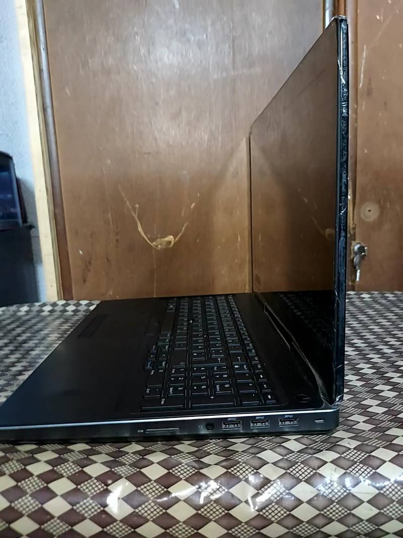 Dell Precision 7510 4