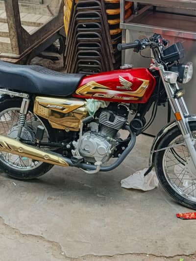 Honda 125 2026 gold edition