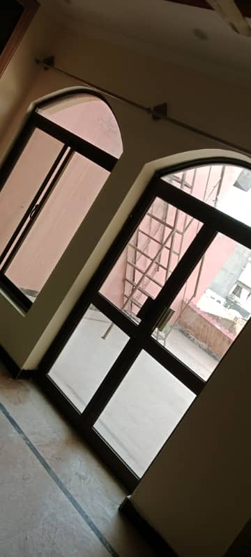 5 marla 2nd floor for rent