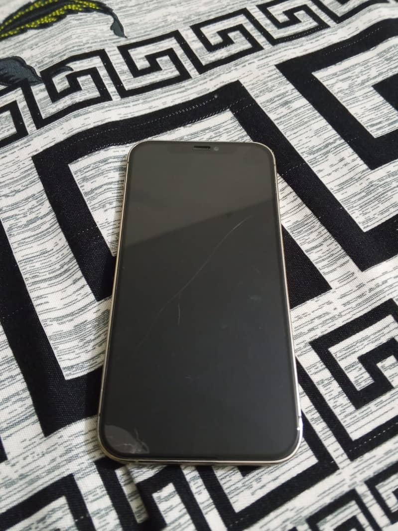 Apple iPhone 12 Pro 4
