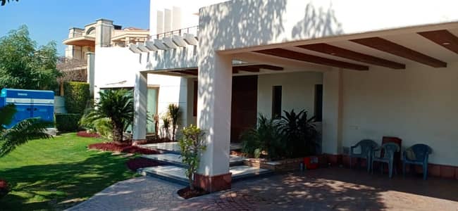 Kanal Lower Portion For Rent at Hot Location Near Dolmen Mall