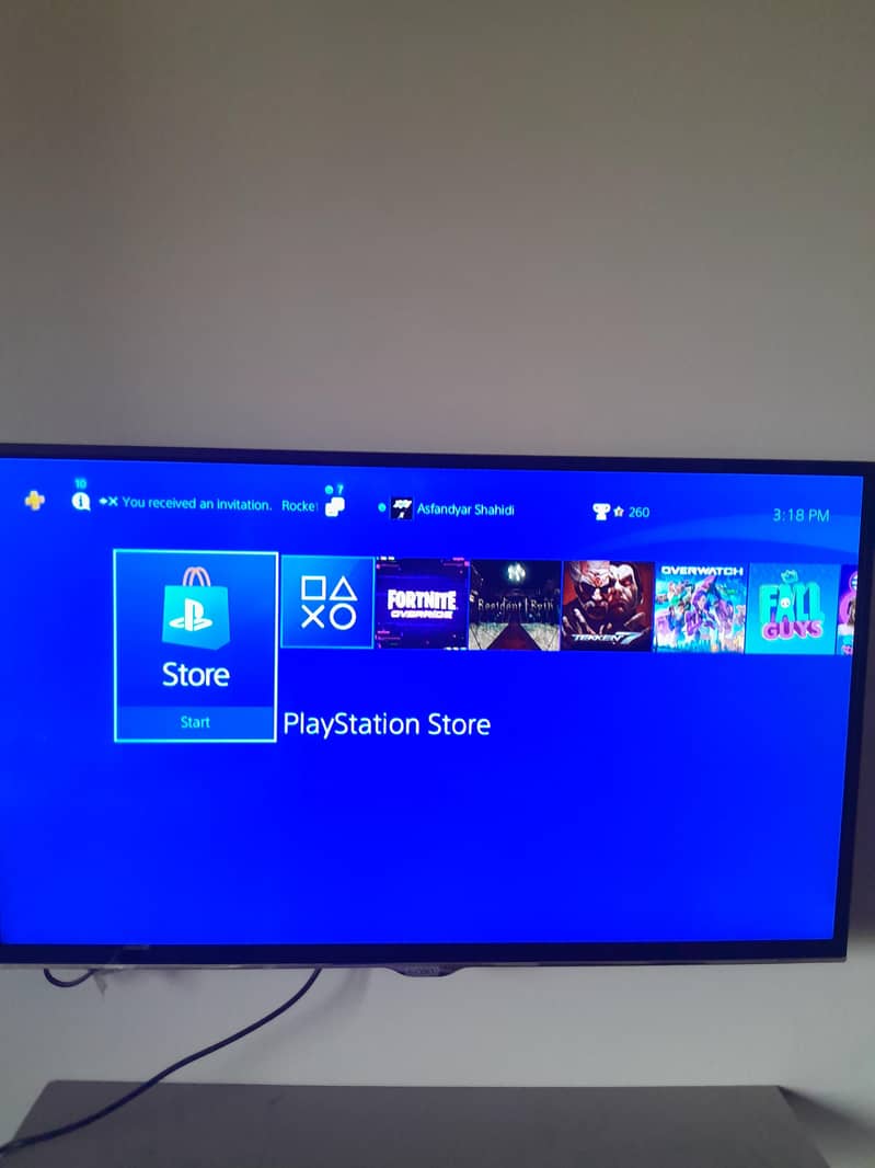 PS4 Slim + controller (box included) 3