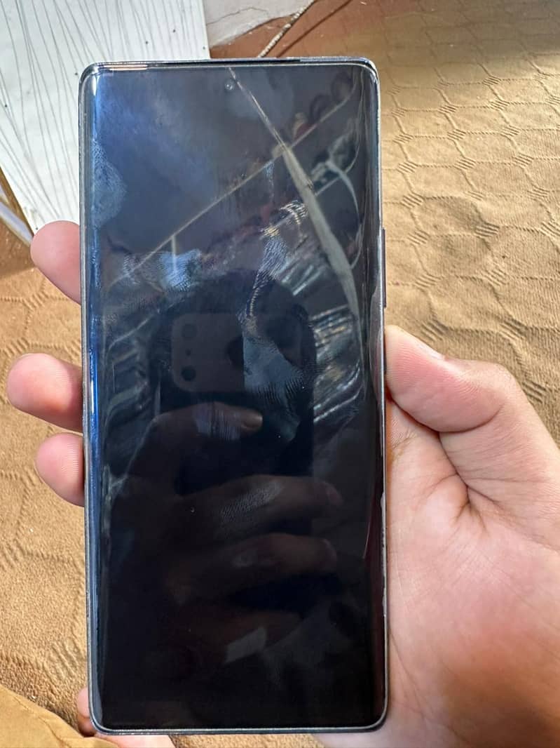 Tecno Spark 20 Pro Plus 5