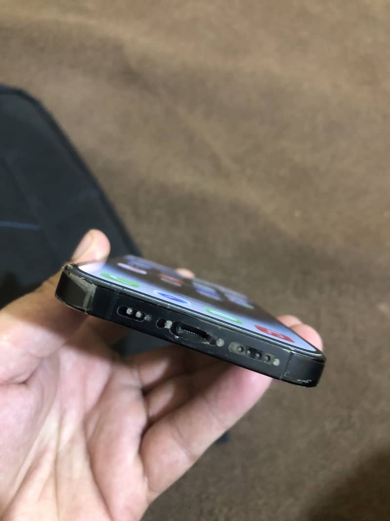 Apple iPhone 14 Pro 3