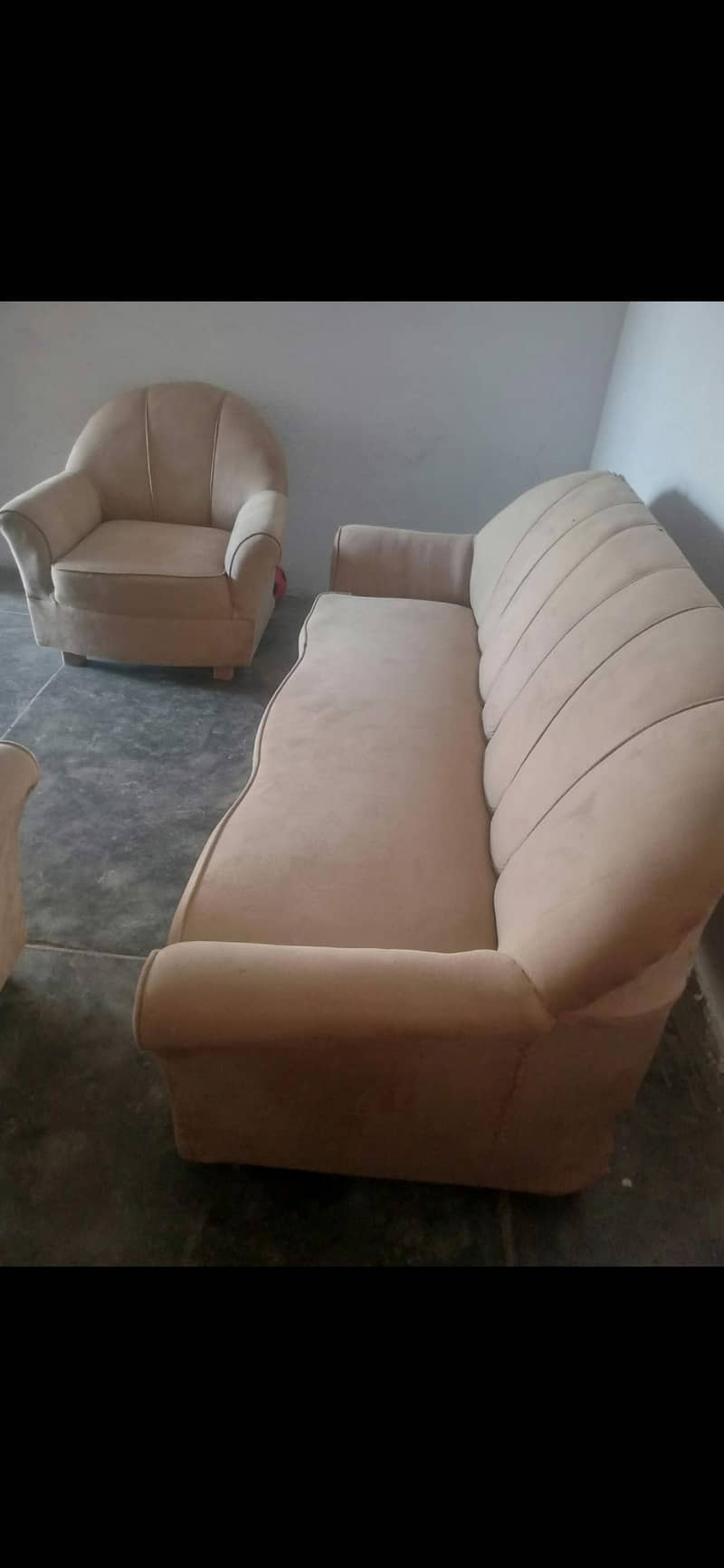 5 seeter sofa set 0