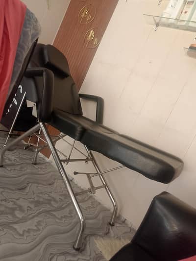 message bed new condition 10/10