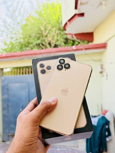 Apple iPhone 11 Pro Max with box