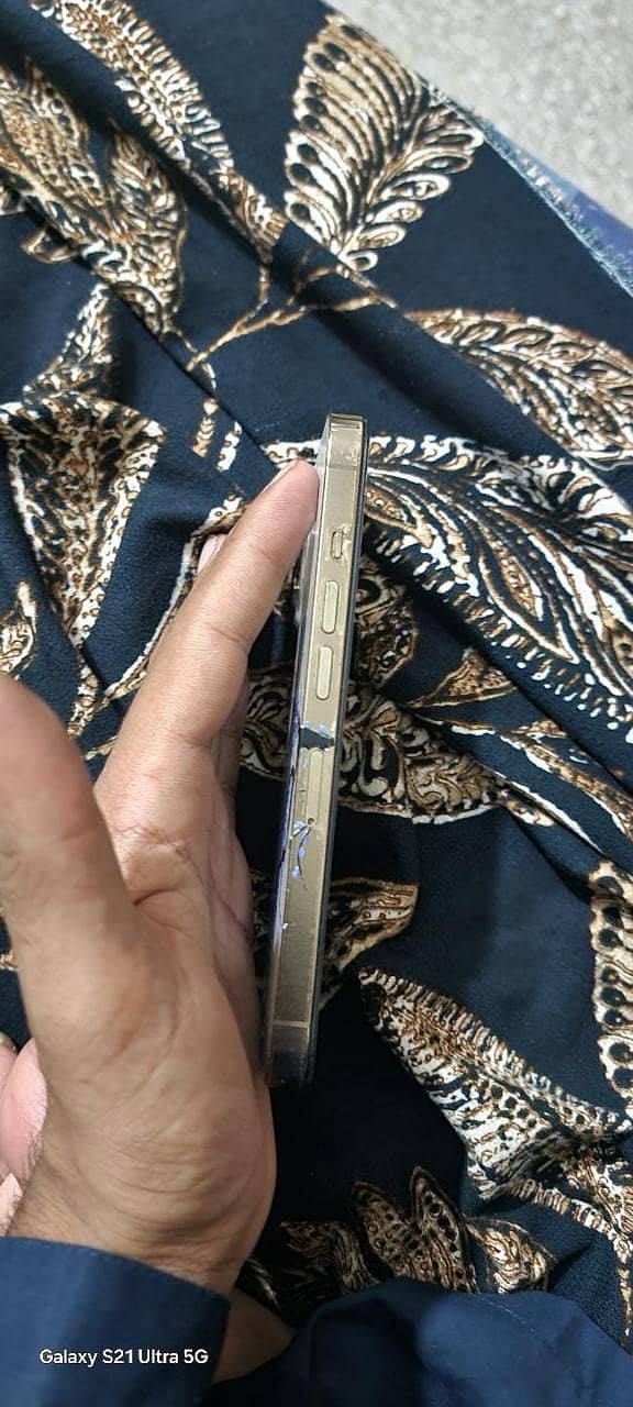 Apple iPhone 13 Pro 3