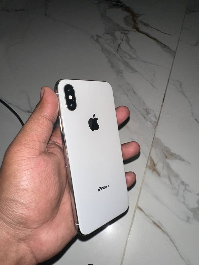 Apple iPhone X 0