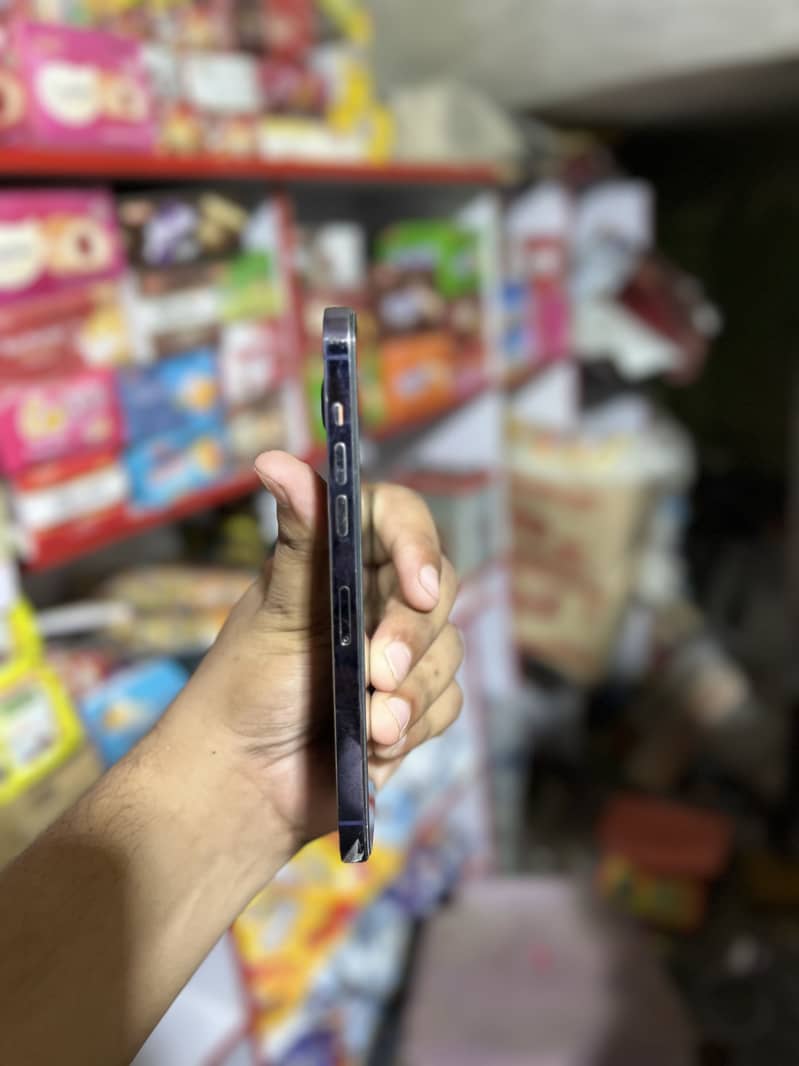 Apple iPhone 14 Pro Max 2