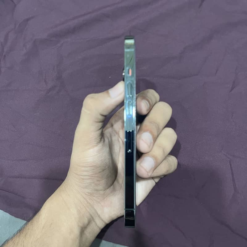 Apple iPhone 13 Pro 5