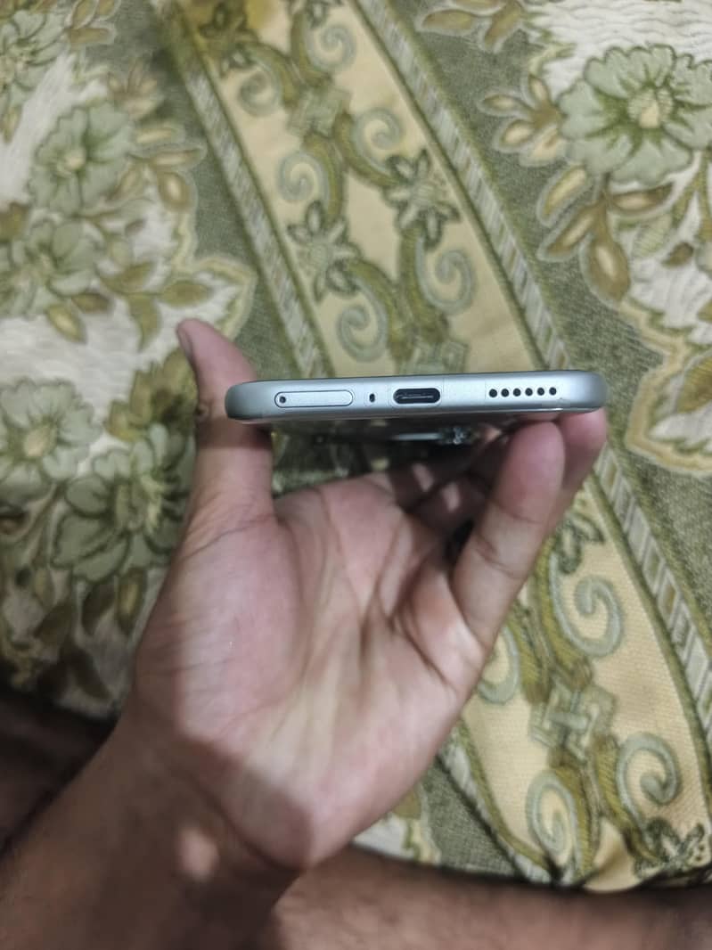 Infinix note Edge 1