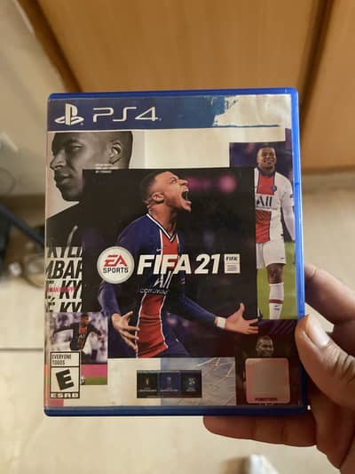 Ps4 CDs fifa 2022 NFS Uncharted 4