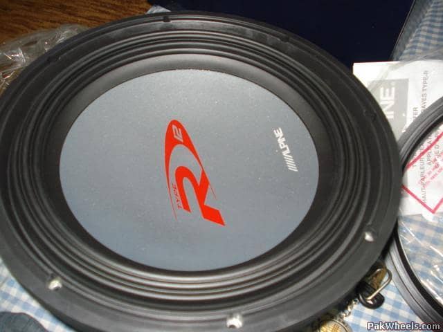 Alpine subwoofer. 0