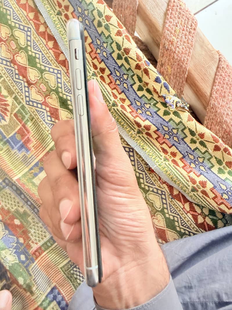 Apple iPhone X 1