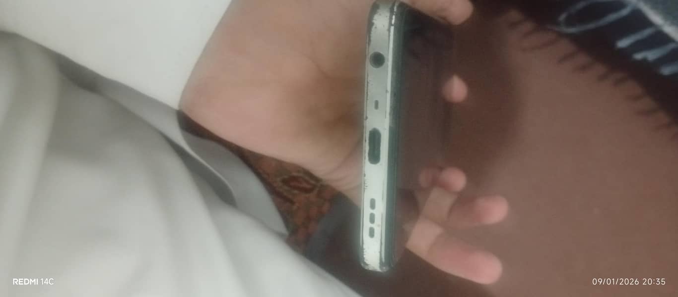 OPPO A38 0