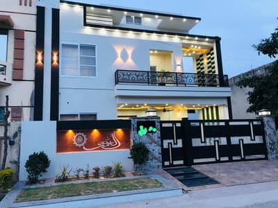 10 Marla Modern Lavish House For Sale In DC Colony Gujranwala