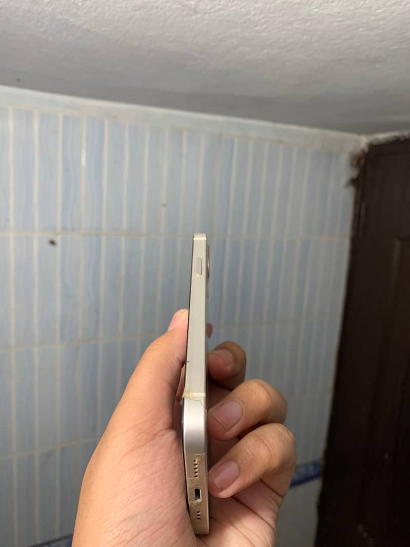 Apple iPhone 12 5