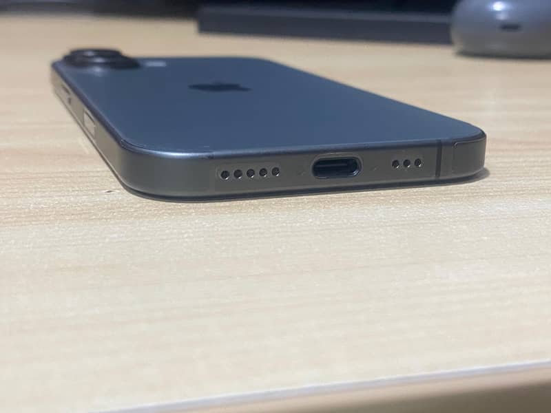 Apple iPhone 17 4