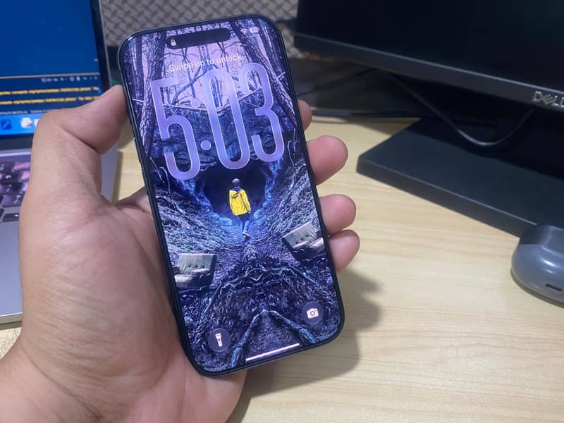 Apple iPhone 17 6