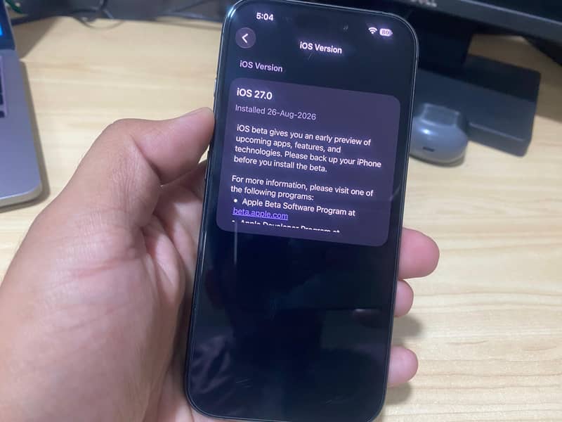 Apple iPhone 17 8