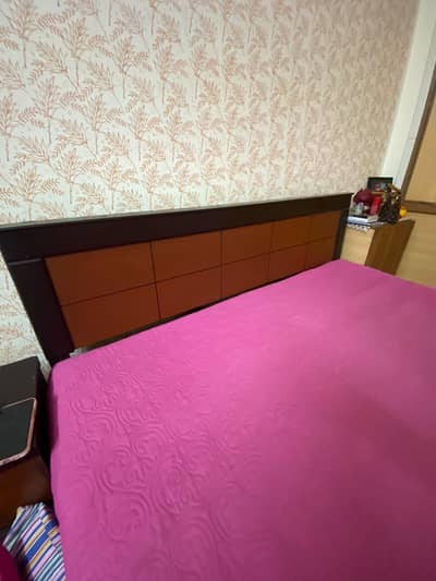 Double Bed king size with matress and side table