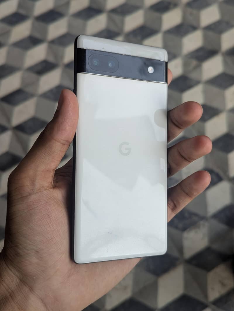 Google Pixel 6a 1