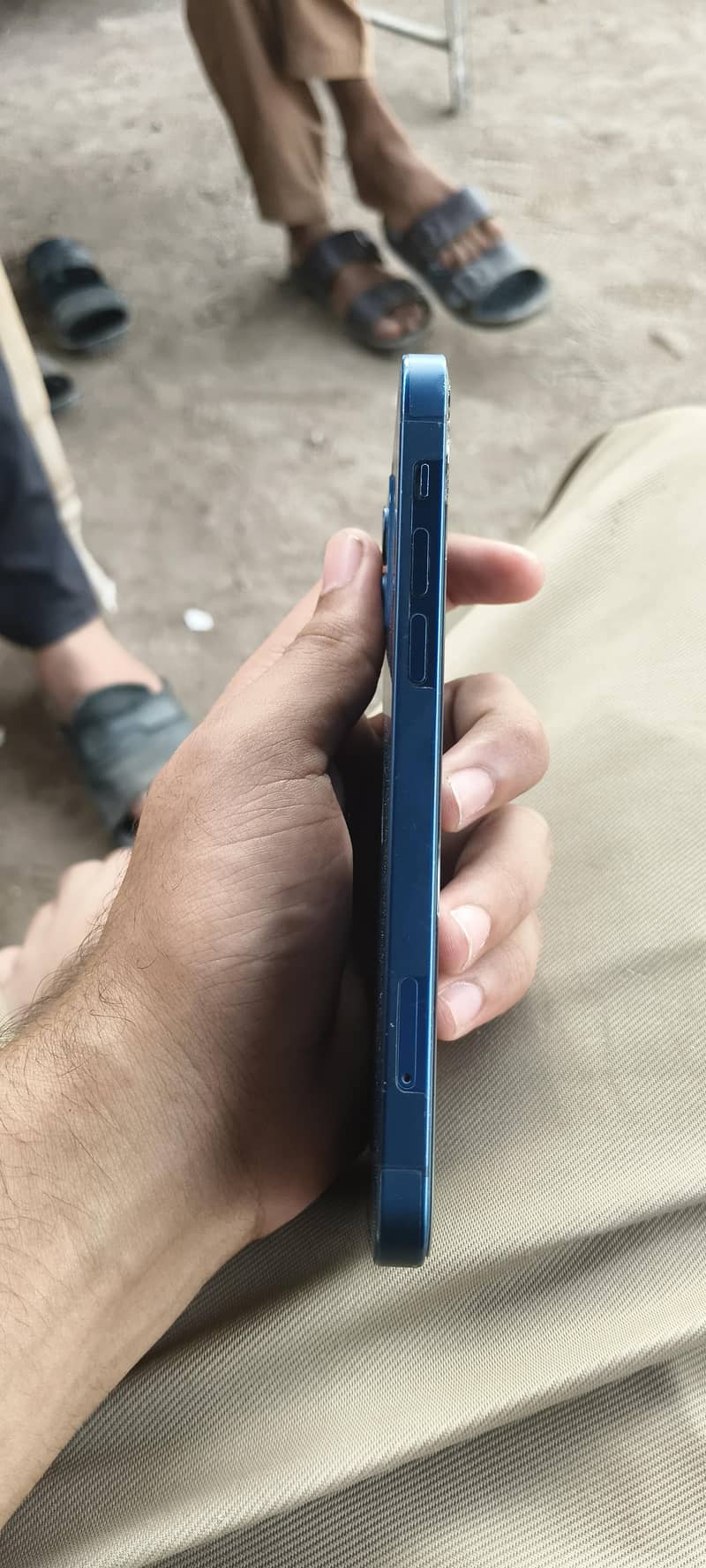 Apple iPhone 12 2