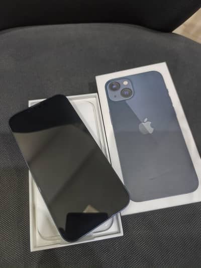 Apple iPhone 13
