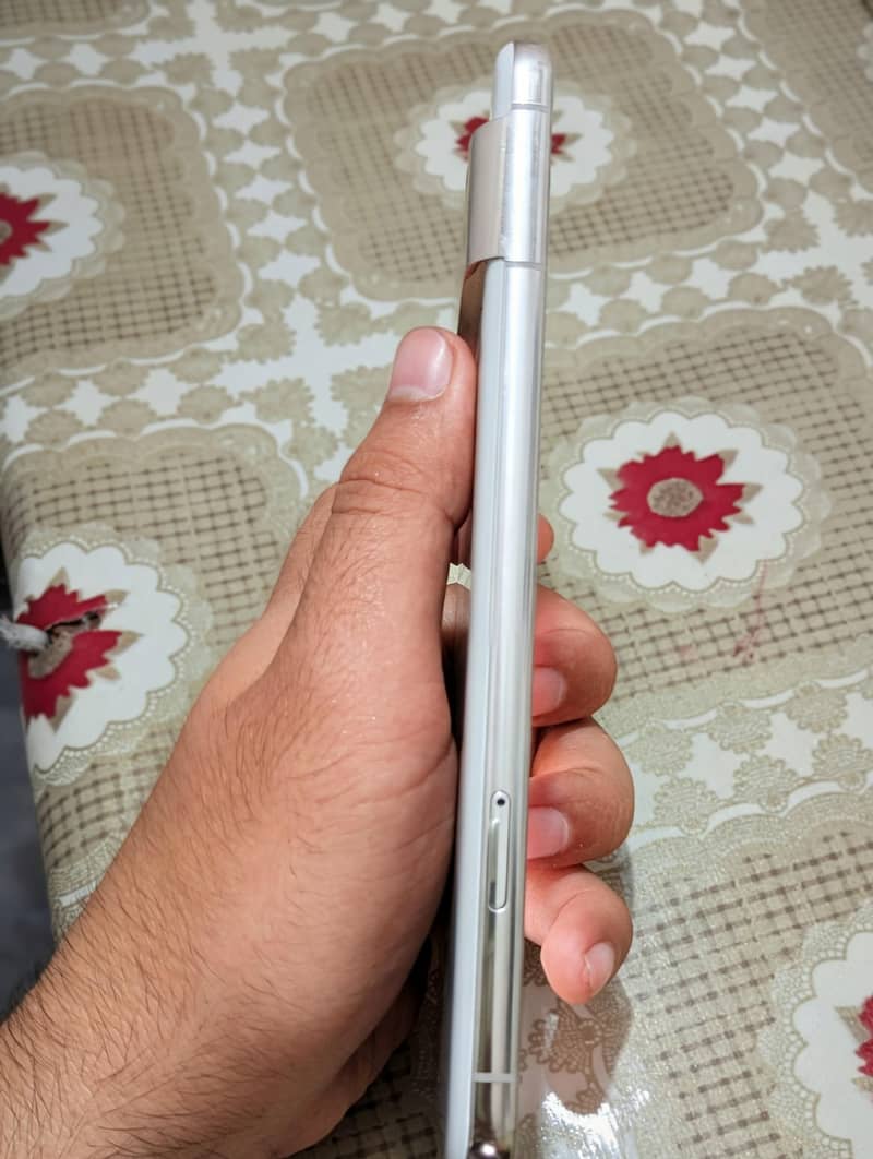 Google Pixel 8 Pro 5