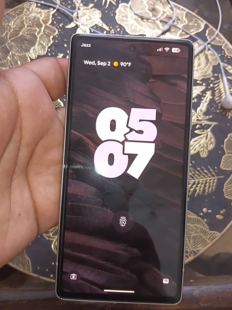 Google Pixel 7a 5