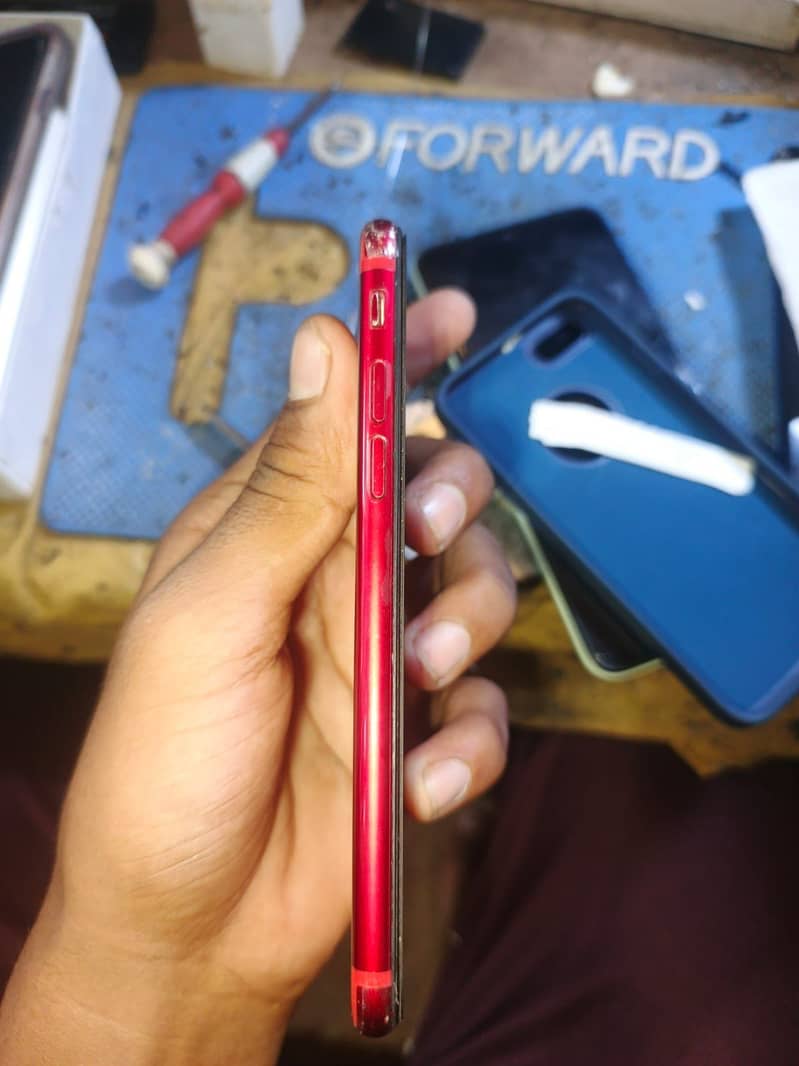 Apple iPhone 7 3