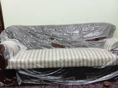 7 seter sofa new