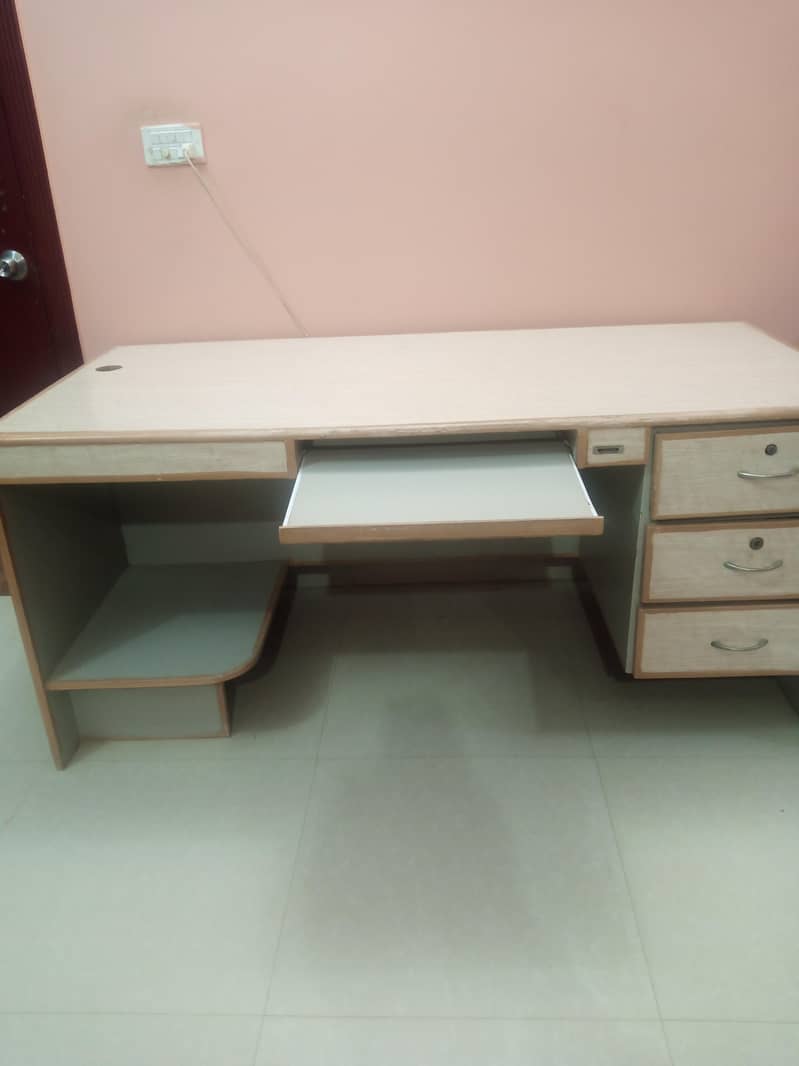 office table 0