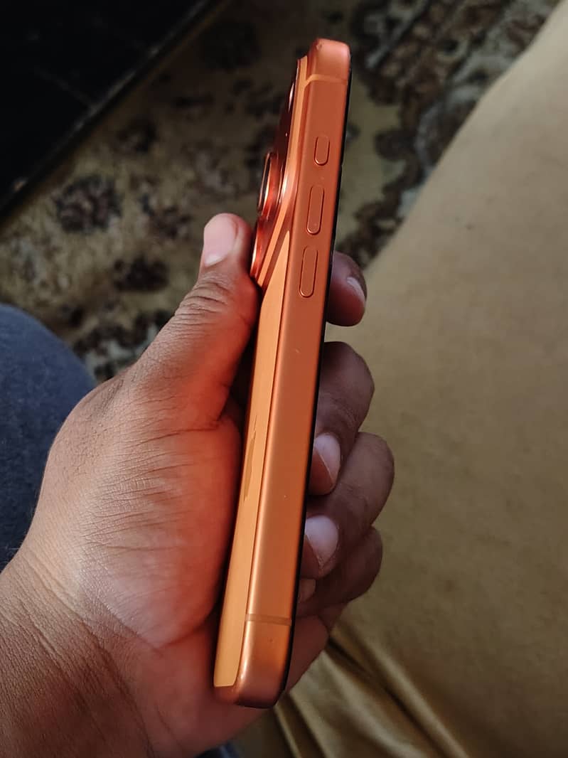Apple iPhone 17 Pro 1