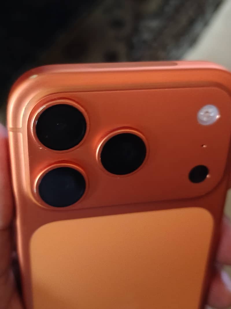 Apple iPhone 17 Pro 2