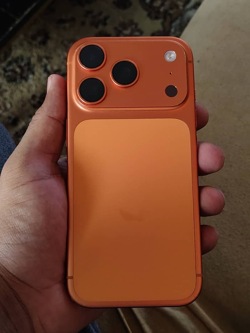 Apple iPhone 17 Pro 4
