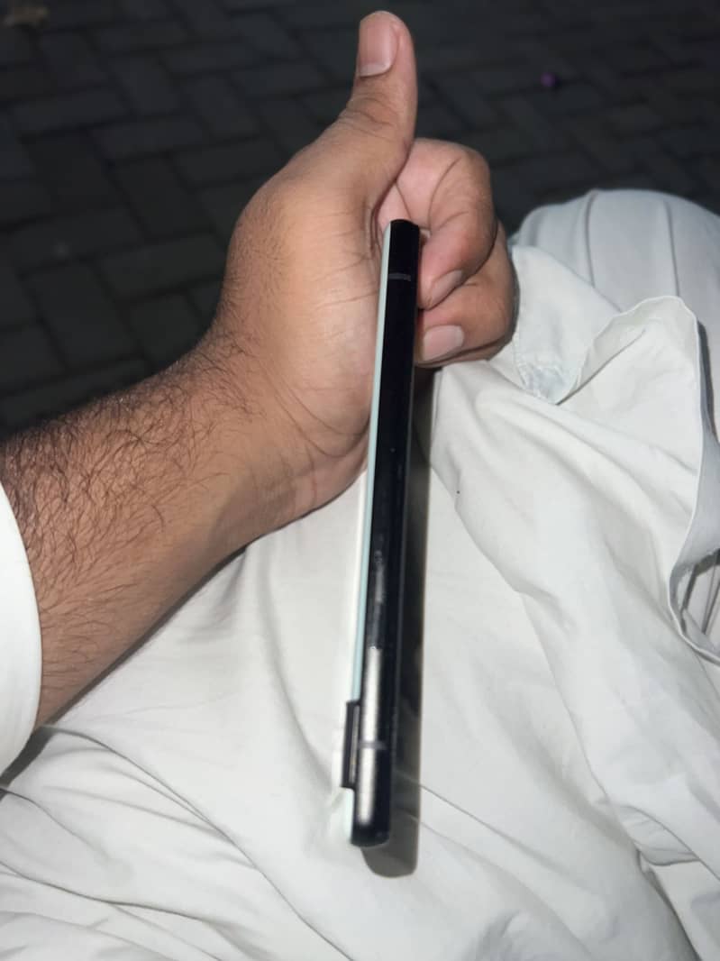 Google Pixel 6a 4