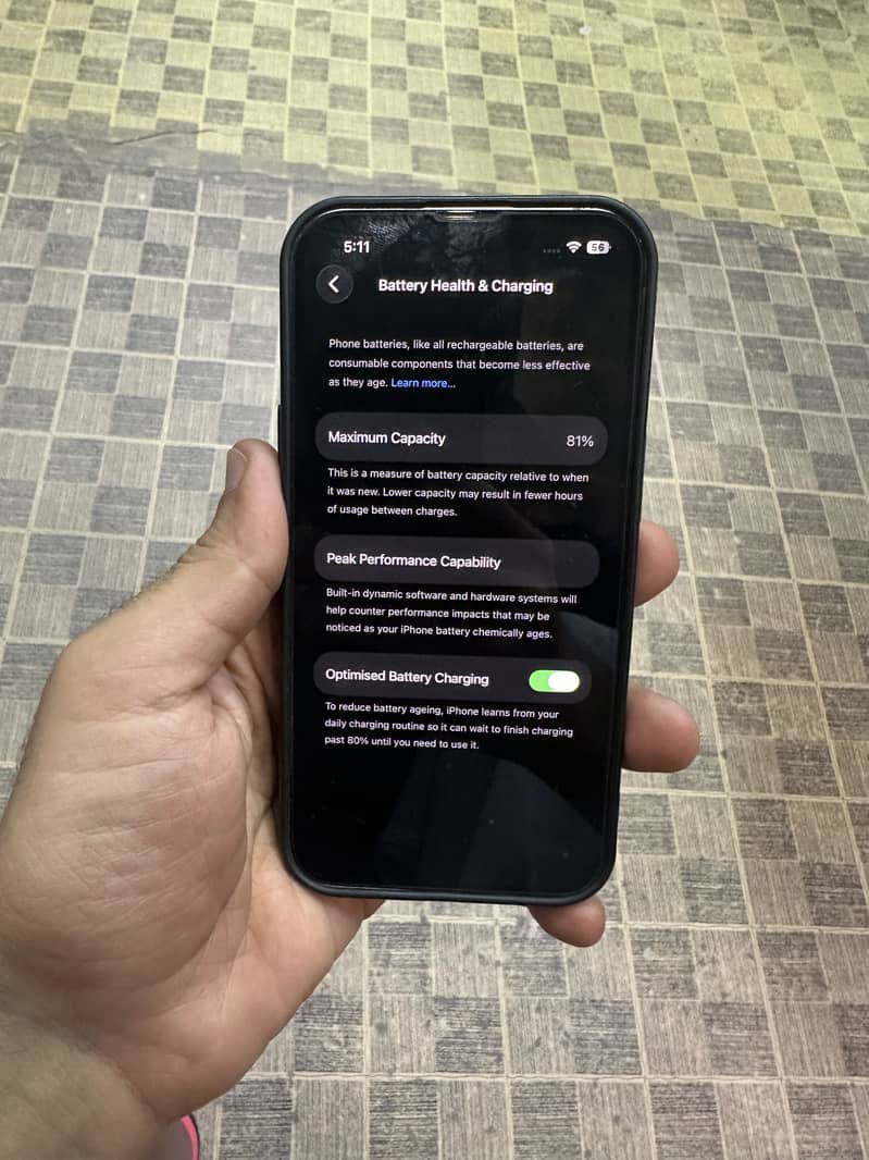 Apple iPhone 13 6