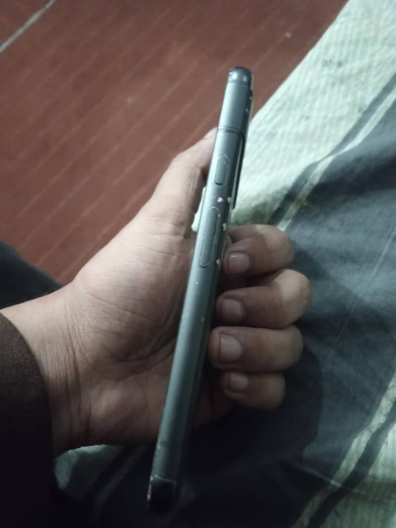 Google Pixel 8a 1