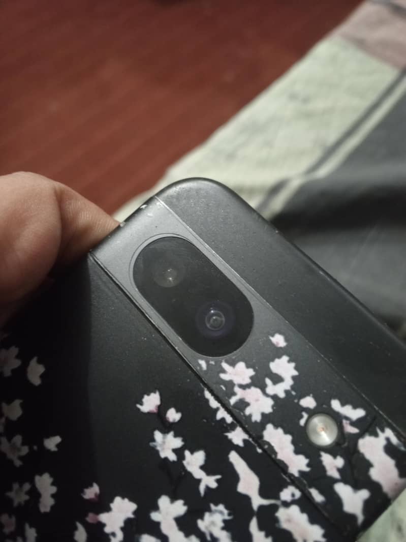 Google Pixel 8a 4