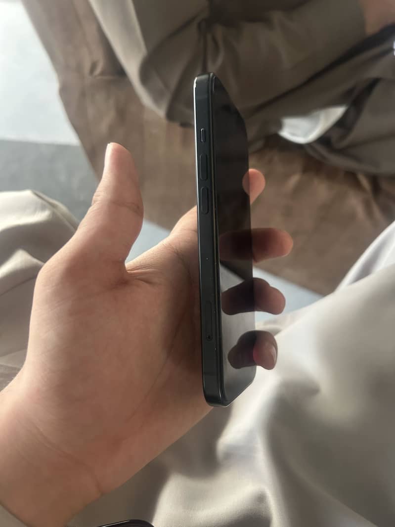 Apple iPhone 15 0