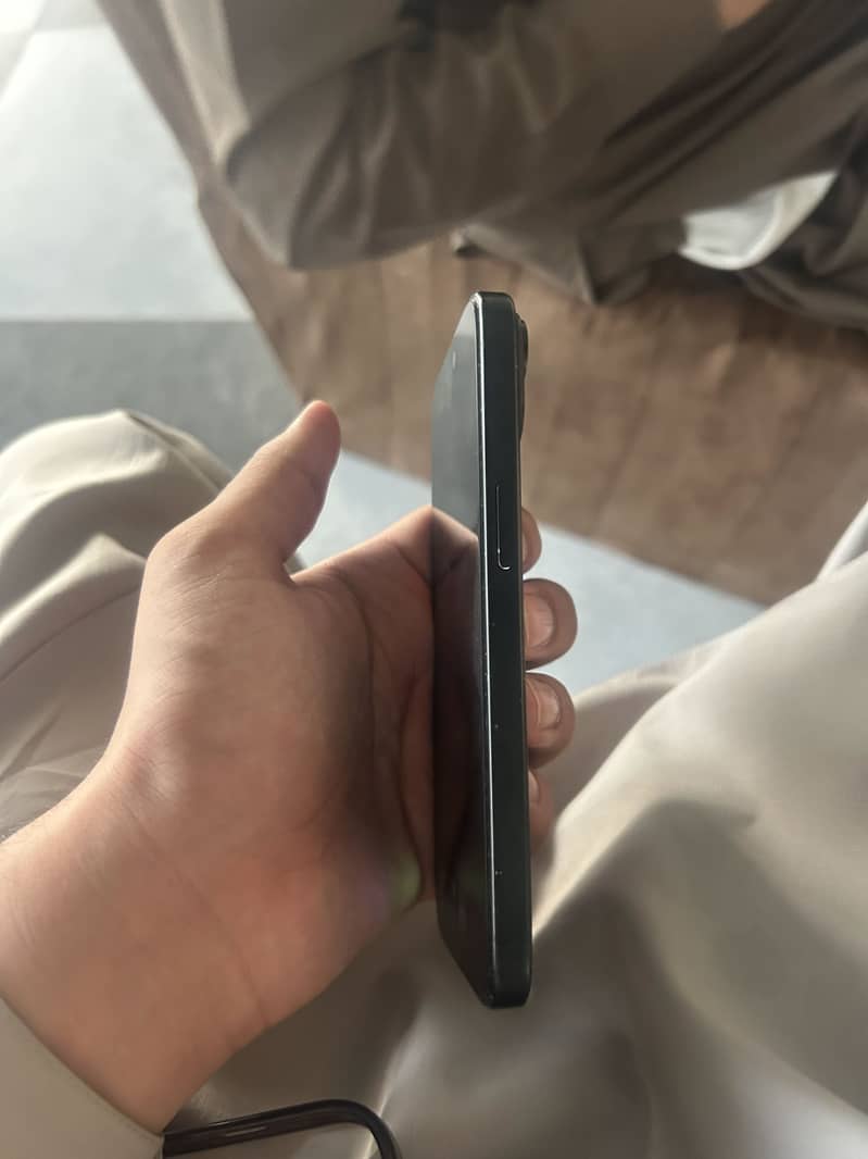 Apple iPhone 15 2