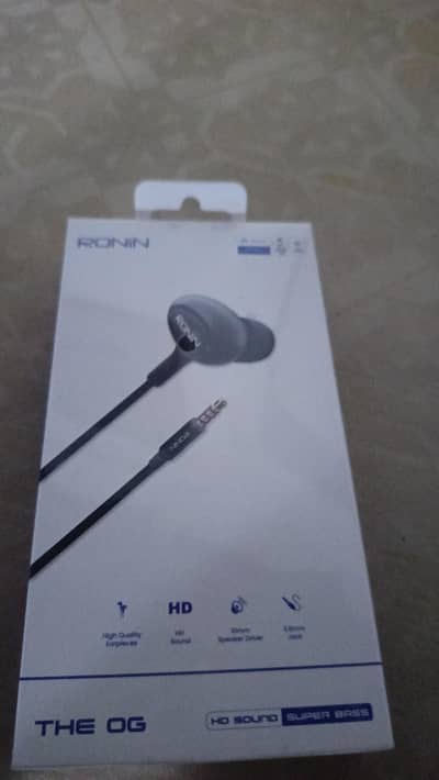 ronian r9